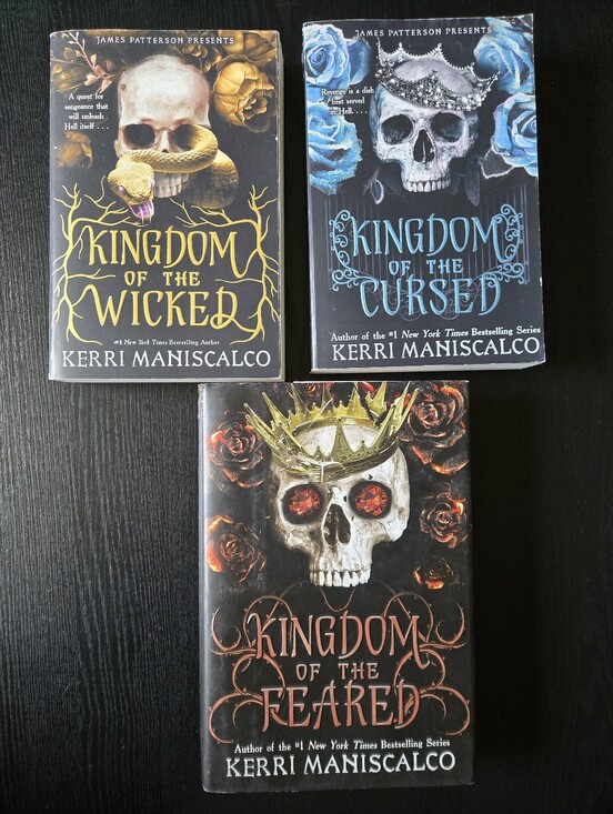 little brown Other - Kerri Maniscalco Kingdom Of The Wicked Set